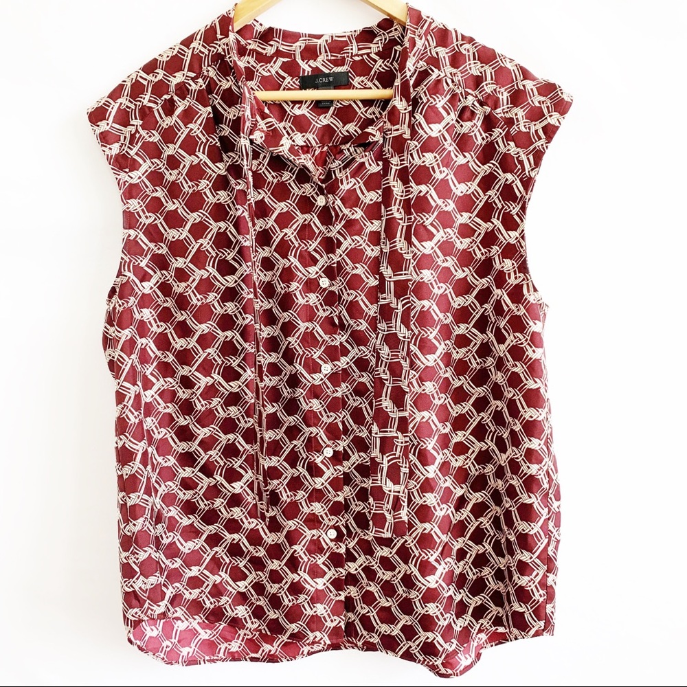J. Crew top Sz 12 Sleeveless Button Down Blouse.